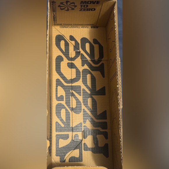 Nike Space Hippie 04 Grey Volt Women’s 13.5 Fits Men’s Size 12 - Picture 9 of 9